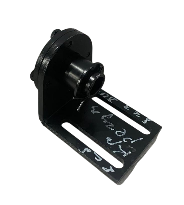 Кронштейн крепления щетки КО-823 на раму для регулировки в сборе со втулкой