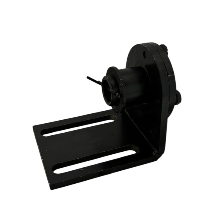 Кронштейн КО-823М.08.06.000 в сб с втулкой