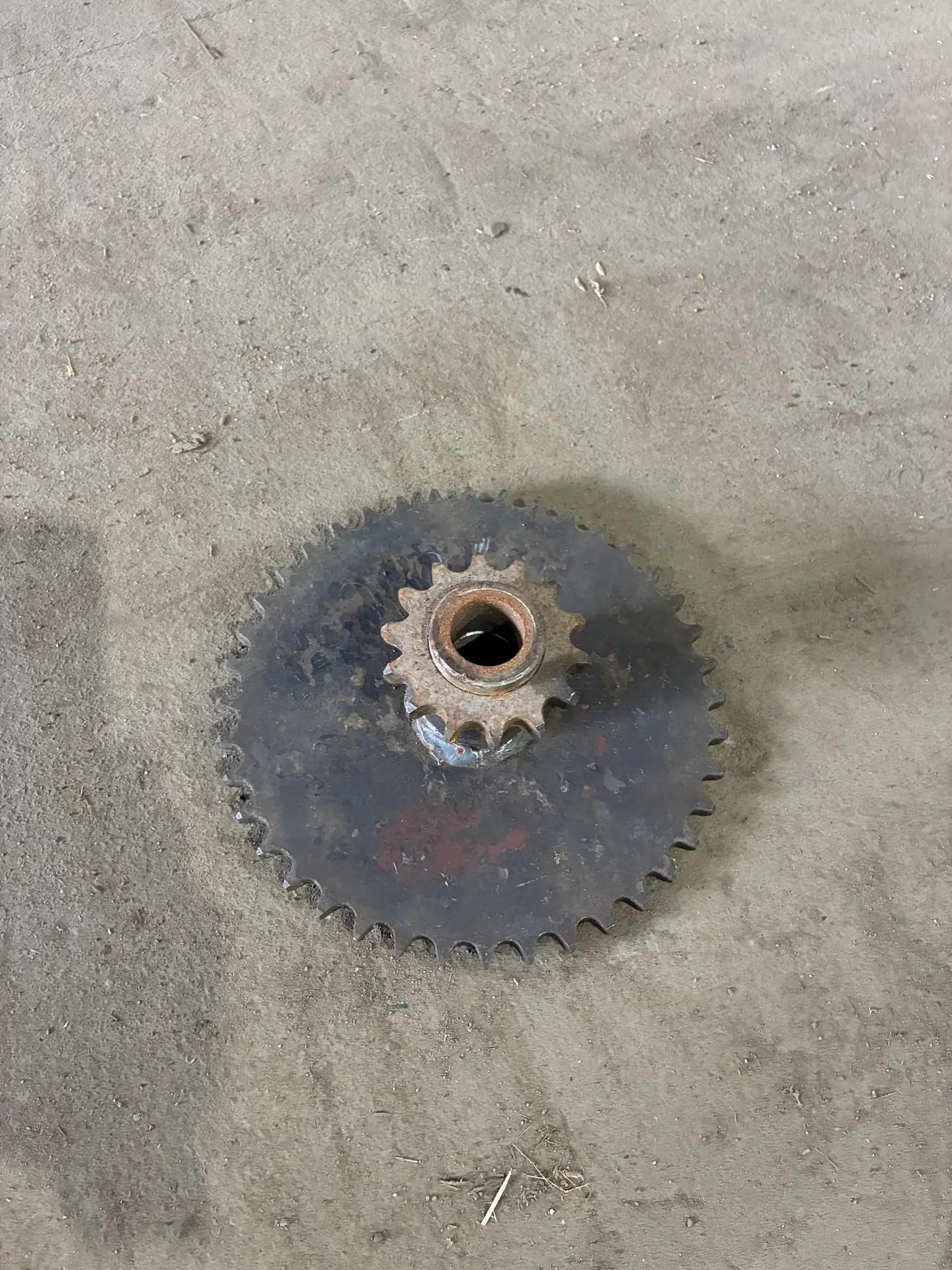 Блок звездочек Z 14/Z 40 t 19.05.415.00.100