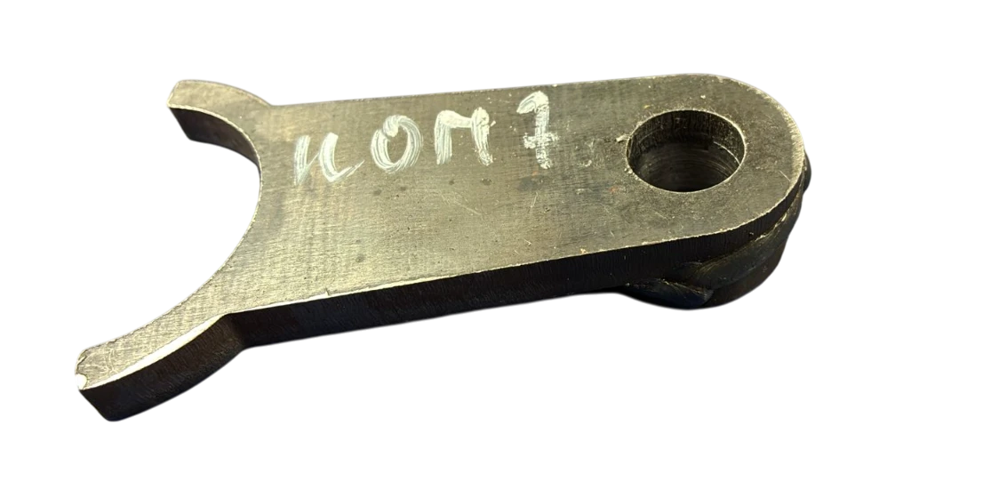 Вилка КОМ 3 0000009