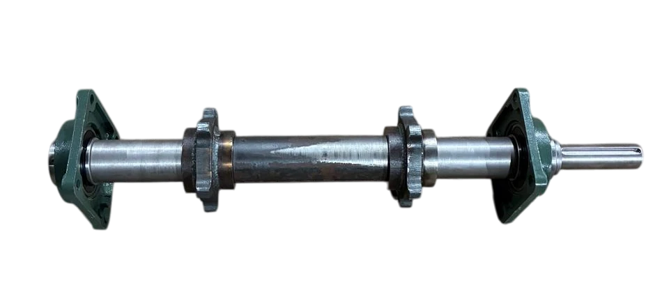 Вал привода транспортера Томез РП-02.00.001 L=994 мм в сборе со звездочками и опорами (ф=45 под редуктор)